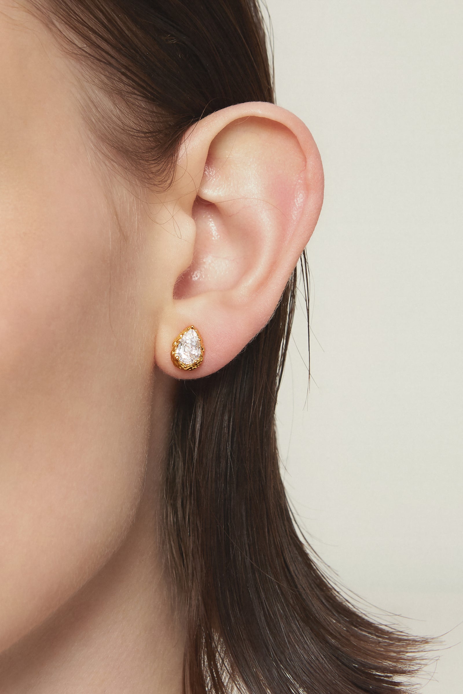 Pear Cut Zircon Studs