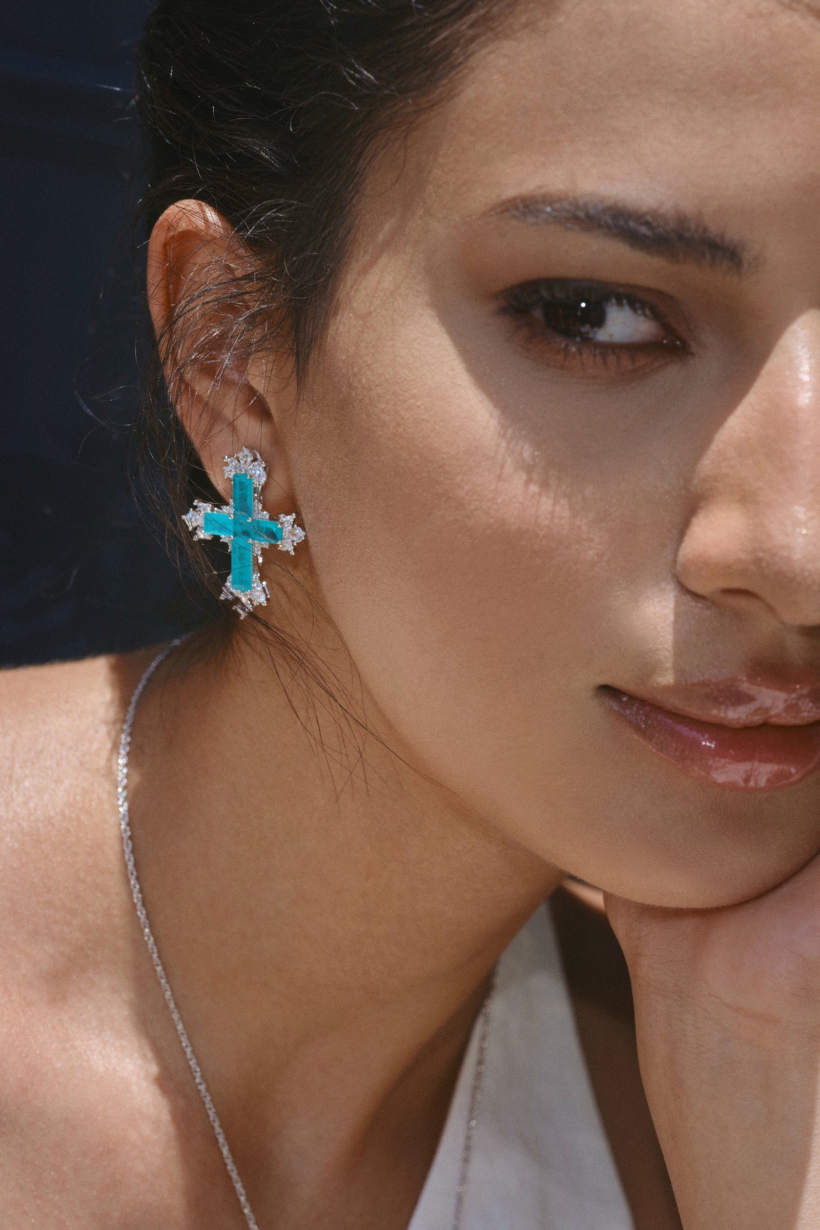 Silver/Paraiba Cross Jewelry Set – Silver 3-Piece Collection (Large Necklace) - booneealus