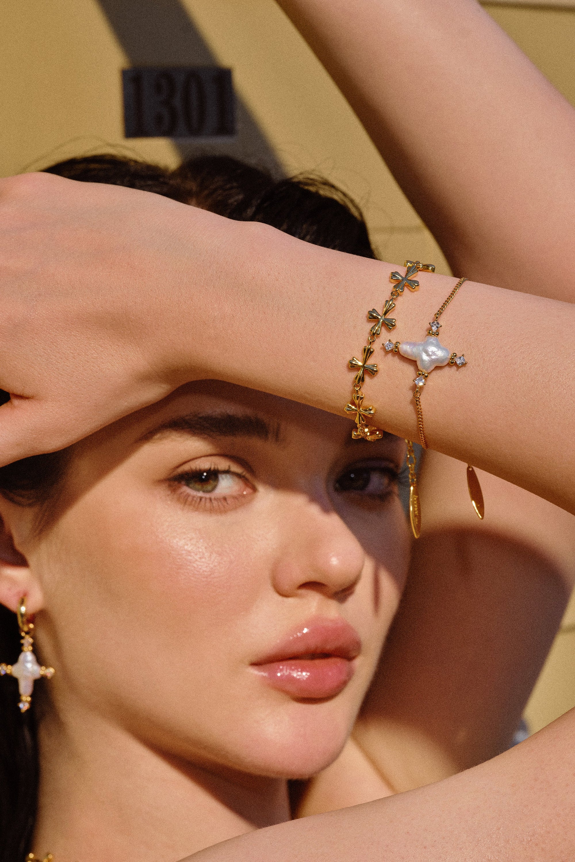 Gold/Lumen Cross Bracelet – 4 Styles / Set Available - booneealus