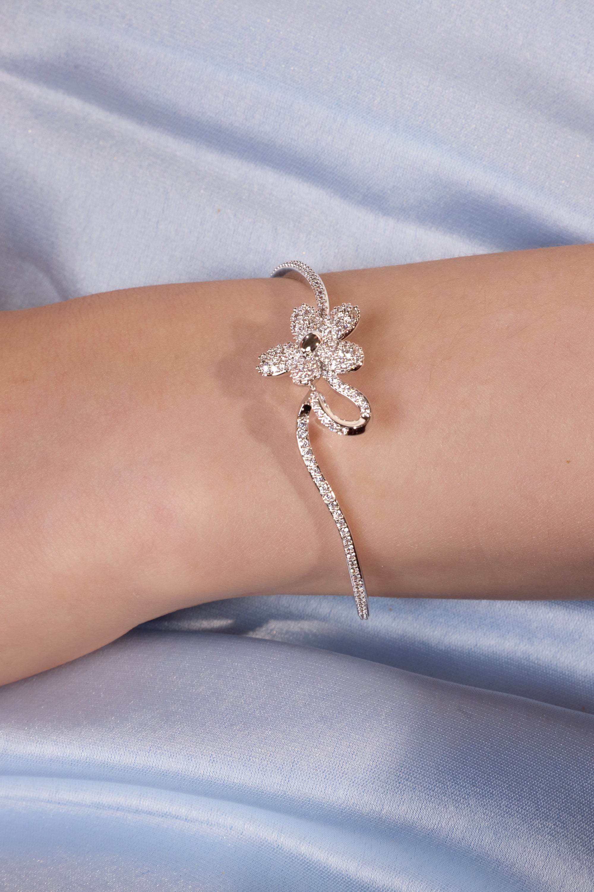 Zircon Floral Thin Open Bangle