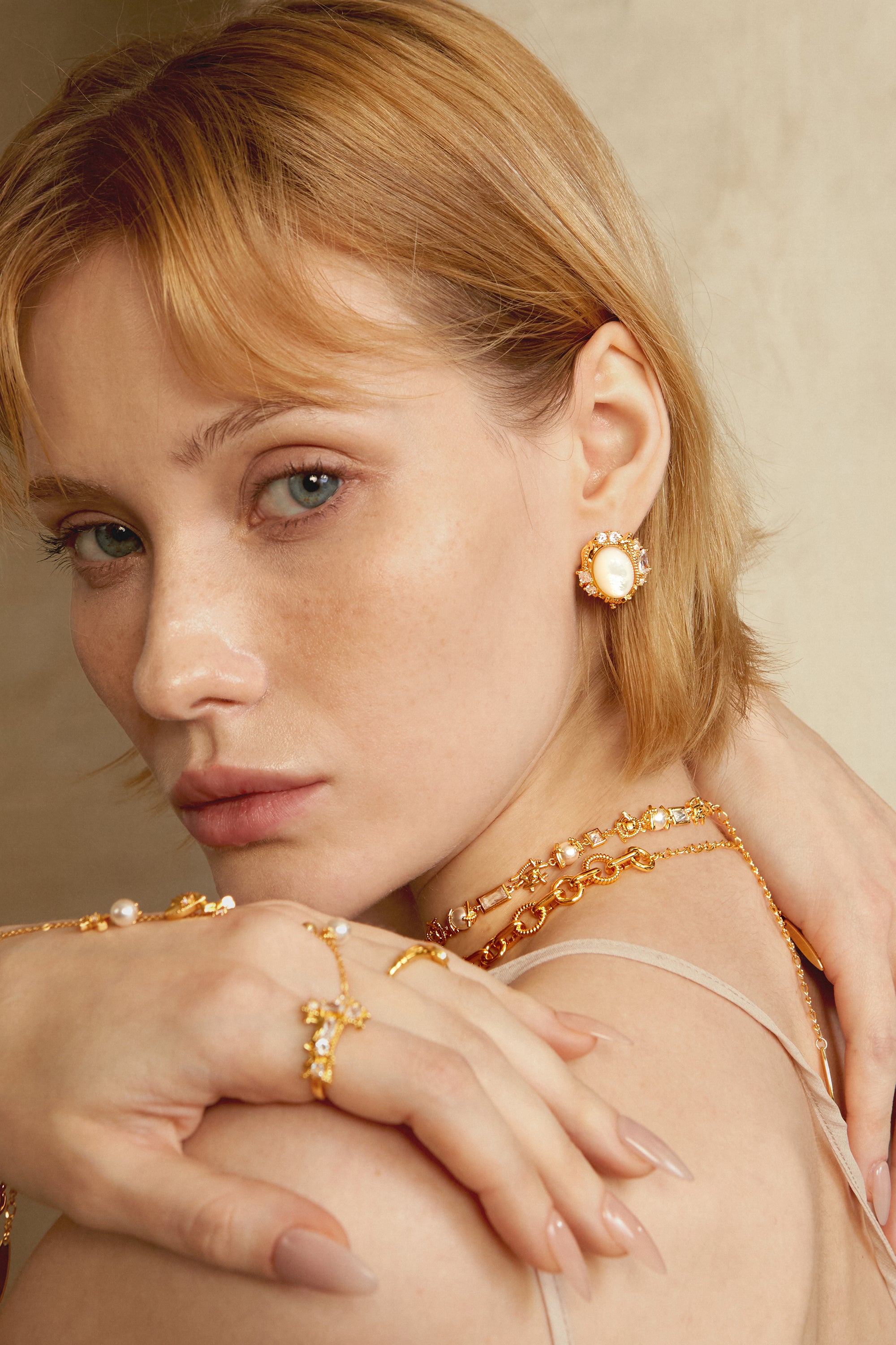 Vintage Shell Zircon Studs
