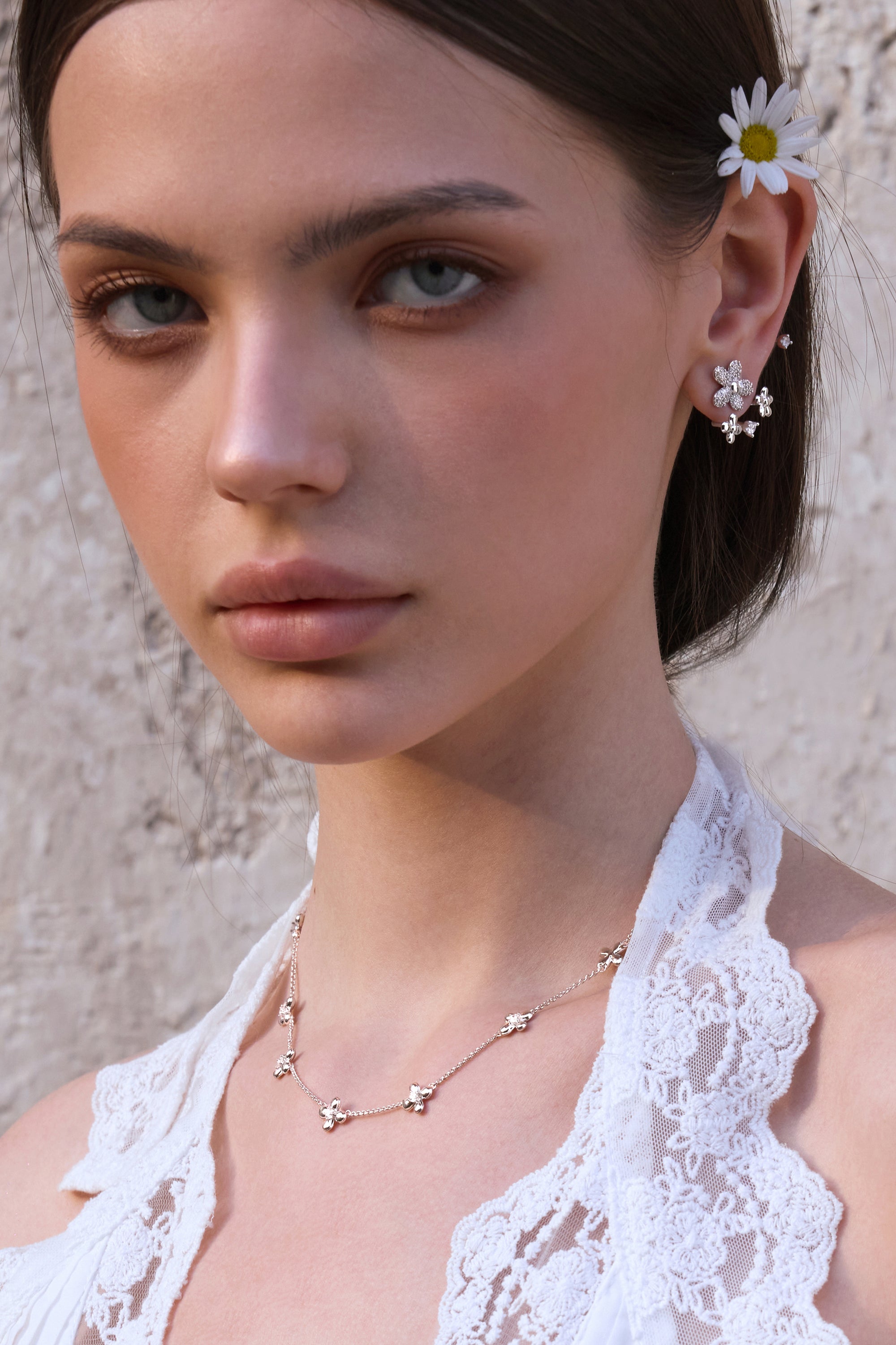 Polished Metal Multi-Flower Necklace