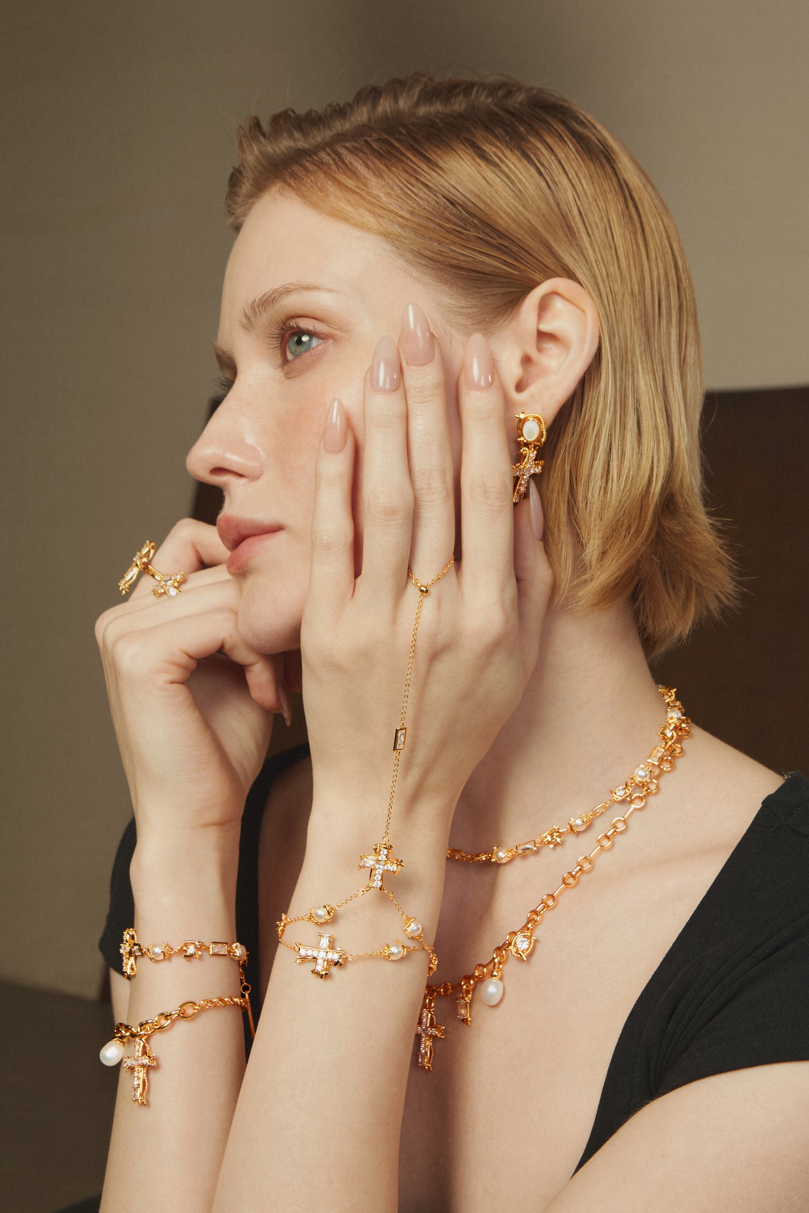 Cross Pearl Hand Chain